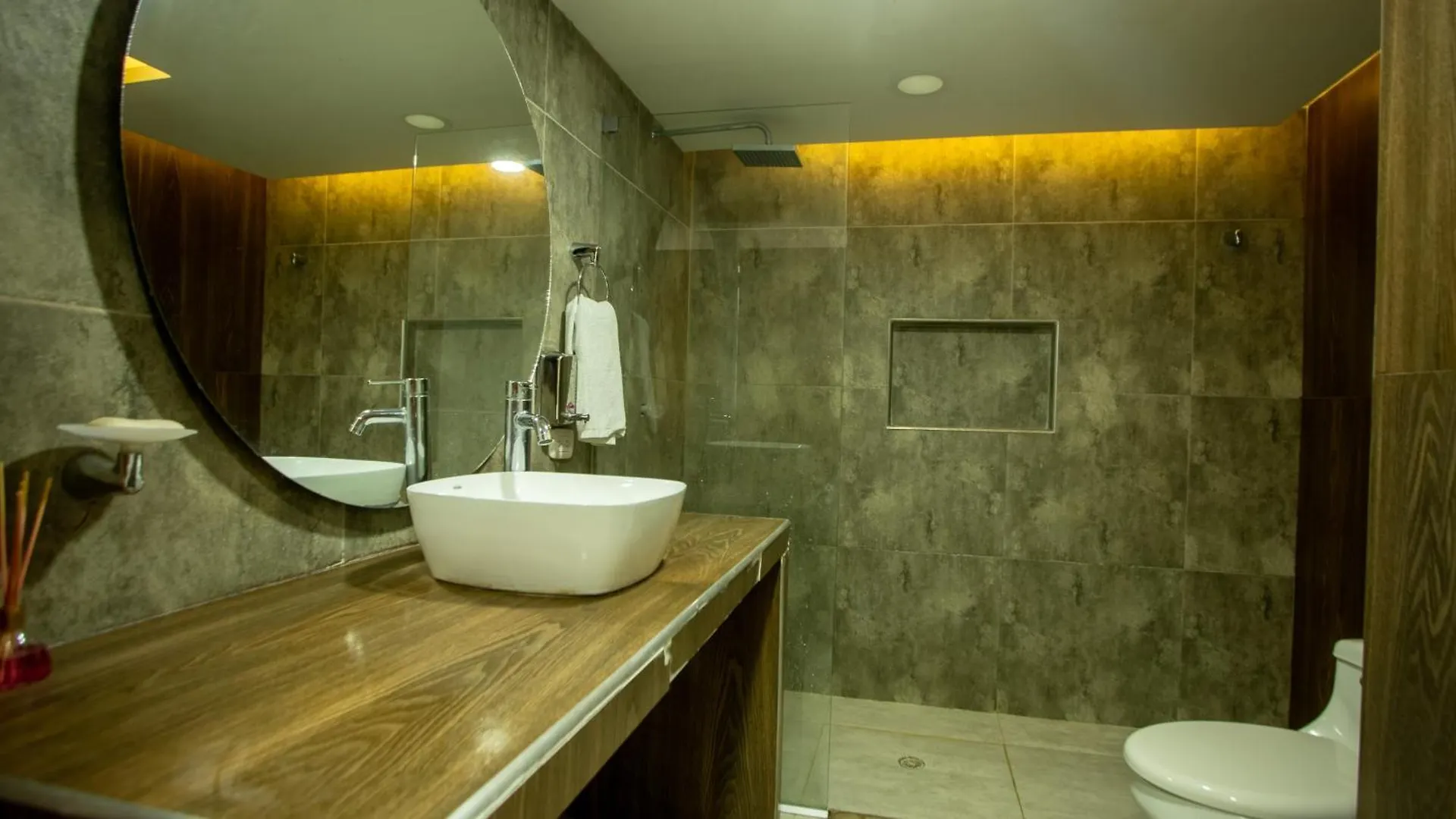 Hermoso Pent-House Piso 21 Con Vista Privilegiada Cartagena Apartment
